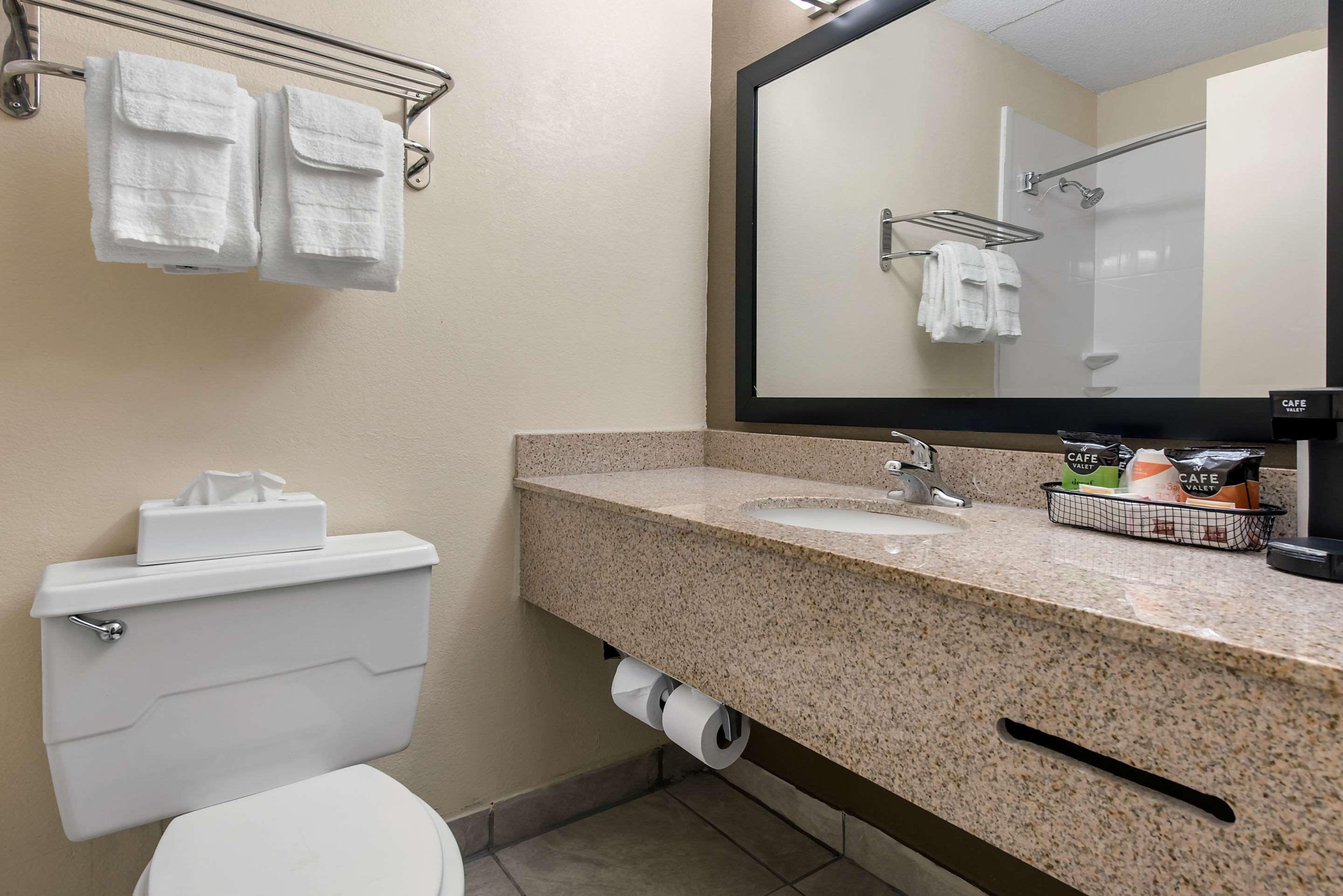 Quality Inn & Suites Lafayette I-65 Εξωτερικό φωτογραφία