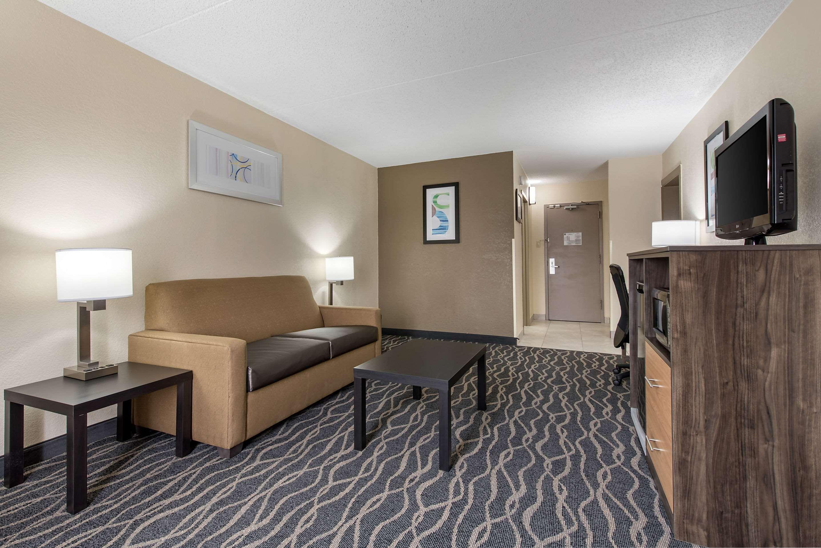 Quality Inn & Suites Lafayette I-65 Εξωτερικό φωτογραφία