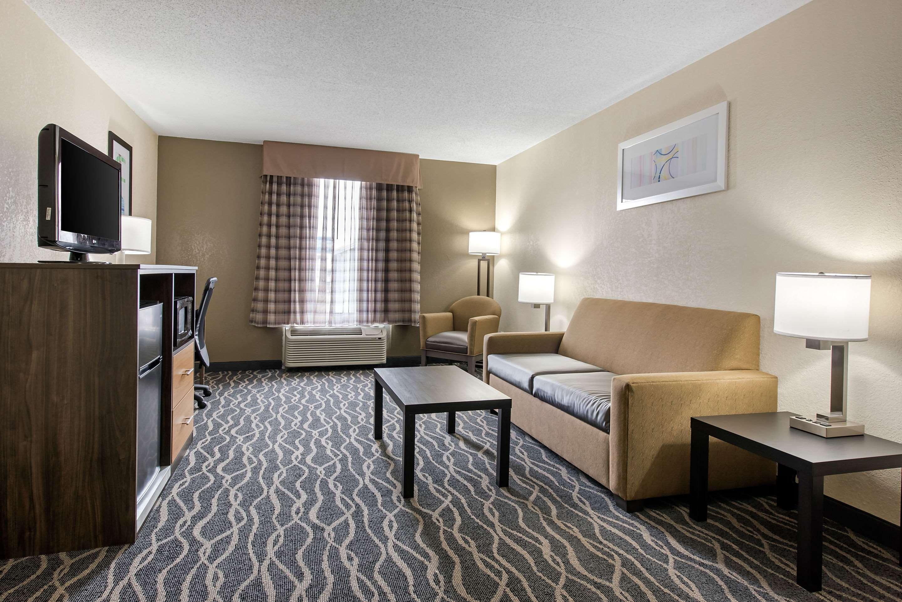 Quality Inn & Suites Lafayette I-65 Εξωτερικό φωτογραφία