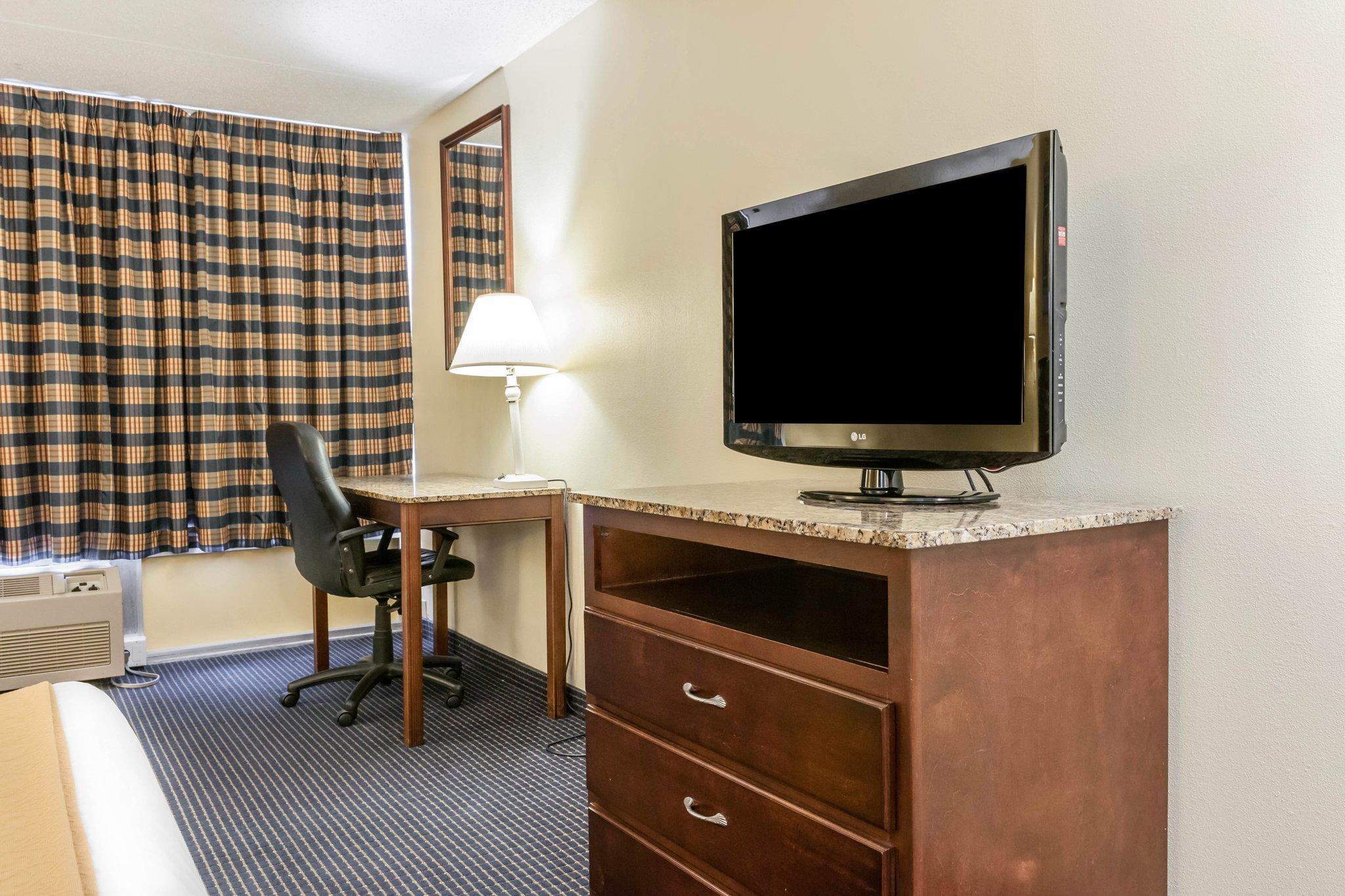 Quality Inn & Suites Lafayette I-65 Εξωτερικό φωτογραφία