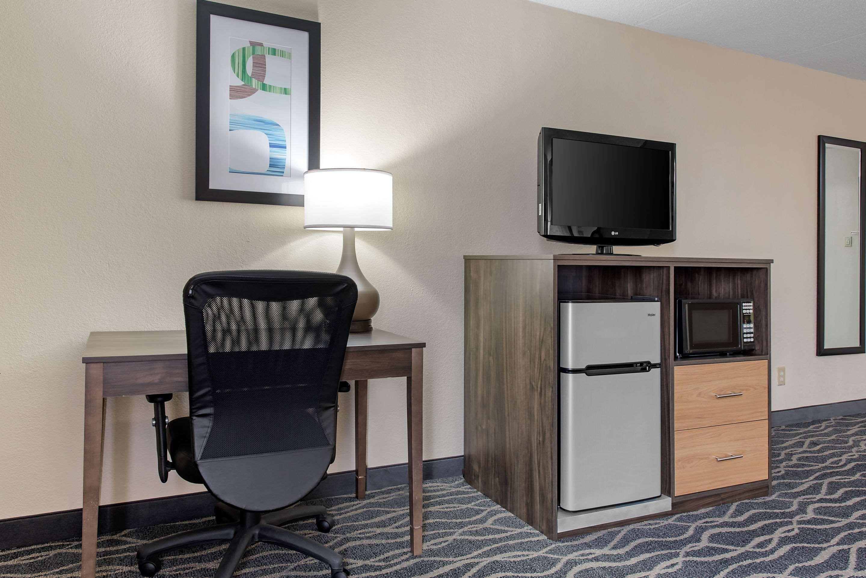 Quality Inn & Suites Lafayette I-65 Εξωτερικό φωτογραφία