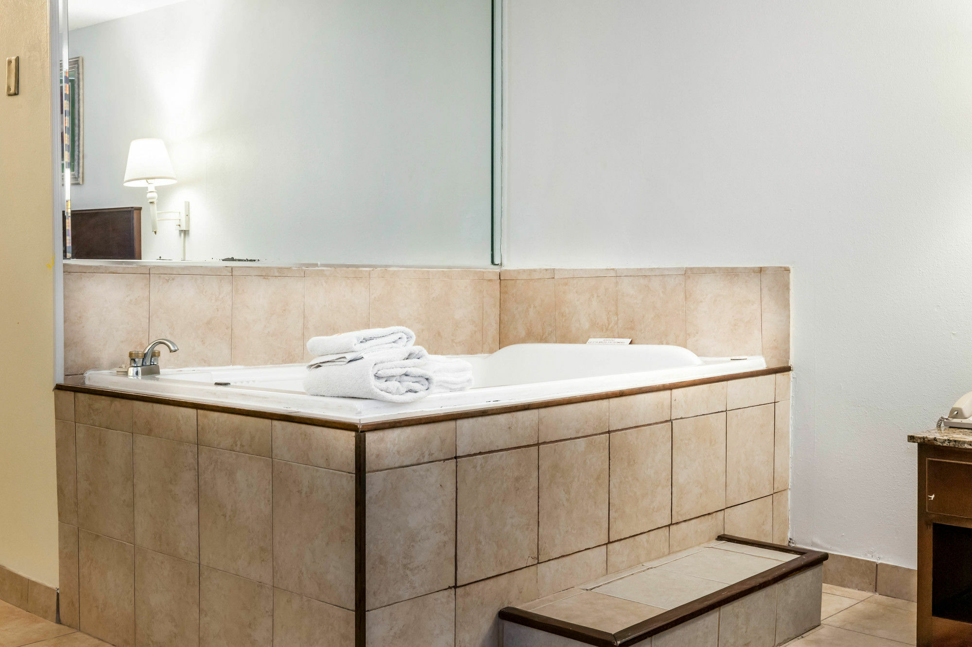 Quality Inn & Suites Lafayette I-65 Εξωτερικό φωτογραφία